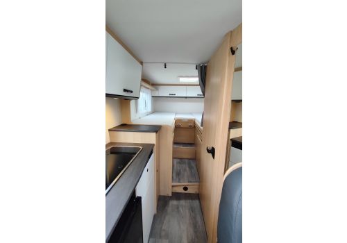 Low Profile Motorhome SUNLIGHT V66 en Sale Occasion