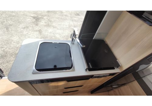 Camper Van DREAMER D51 en Sale Occasion
