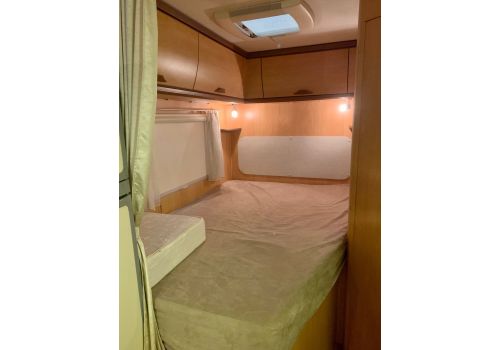 Low Profile Motorhome PILOTE P 670 en Sale Occasion