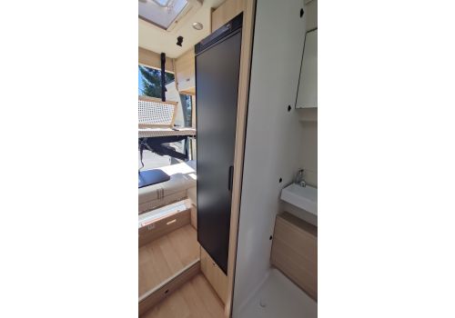 Camper Van DREAMER Camper Five en Sale Occasion