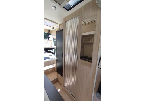 Camper Van DREAMER Camper Five en Sale Occasion