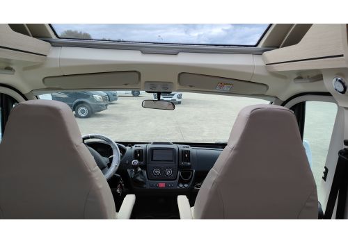 Low Profile Motorhome RAPIDO C03 Modelo 2024 en Sale Occasion