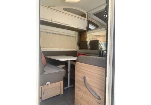 Capuchina Motorhome ADRIA Coral XL A 670 DK en Sale Occasion