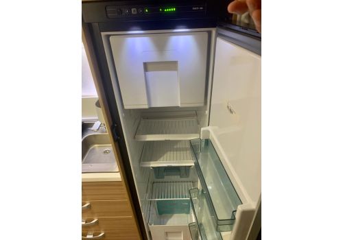 Capuchina Motorhome ADRIA Coral XL A 670 DK en Sale Occasion