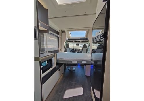 Low Profile Motorhome CHALLENGER 180 Premium en Sale Occasion