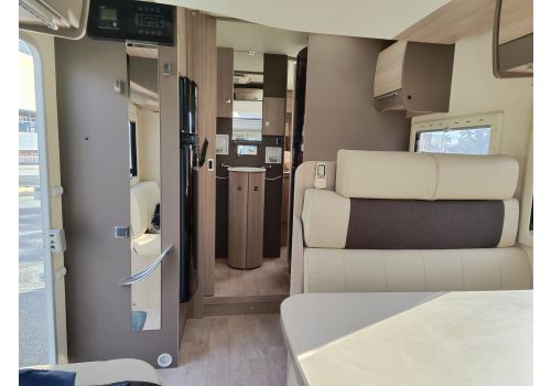 Low Profile Motorhome CHALLENGER Genesis 388 EB en Sale Occasion