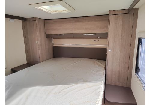 Low Profile Motorhome CHALLENGER Genesis 388 EB en Sale Occasion