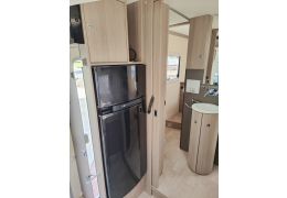 Low Profile Motorhome CHALLENGER Genesis 388 EB in Sale Occasion