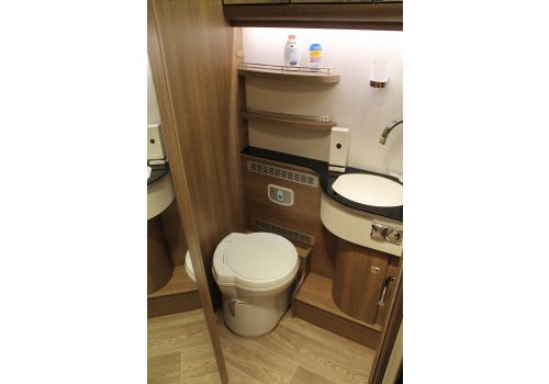 Integral Motorhome DETHLEFFS Esprit I 7150-2 DBM modelo 2019 en Sale Occasion