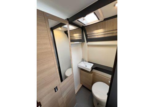 Camper Van DREAMER D55 Fun + en Sale Occasion
