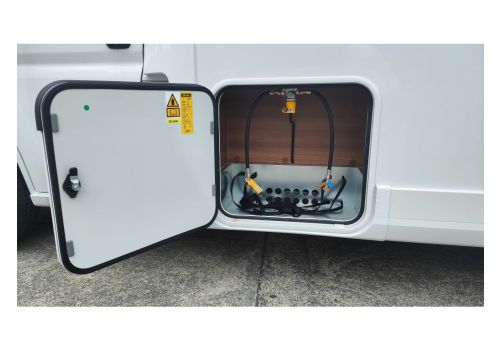 Low Profile Motorhome RAPIDO 606F Modelo 2024 en Sale Occasion