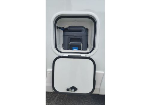 Low Profile Motorhome RAPIDO 606F Modelo 2024 en Sale Occasion