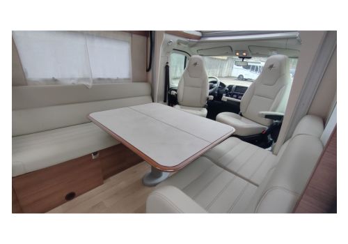 Low Profile Motorhome RAPIDO 606F Modelo 2024 en Sale Occasion