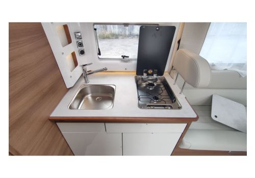 Low Profile Motorhome RAPIDO 606F Modelo 2024 en Sale Occasion