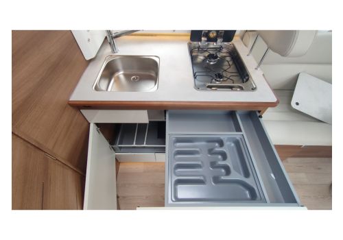Low Profile Motorhome RAPIDO 606F Modelo 2024 en Sale Occasion