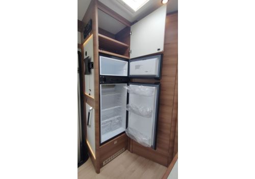 Low Profile Motorhome RAPIDO 606F Modelo 2024 en Sale Occasion
