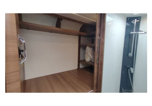 Low Profile Motorhome RAPIDO 606F Modelo 2024 en Sale Occasion