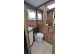 Low Profile Motorhome RAPIDO 606F Modelo 2024 in Catalog