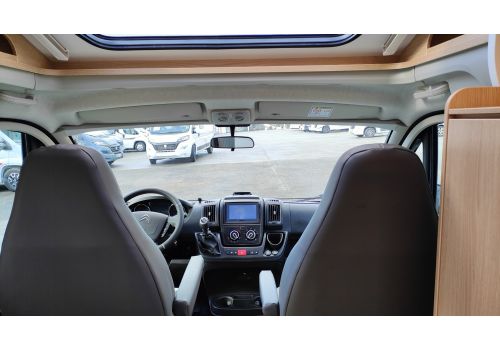 Low Profile Motorhome SUNLIGHT Sunlight V60 en Sale Occasion