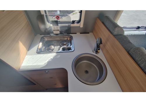 Low Profile Motorhome DETHLEFFS JUST T6812 en Sale Occasion