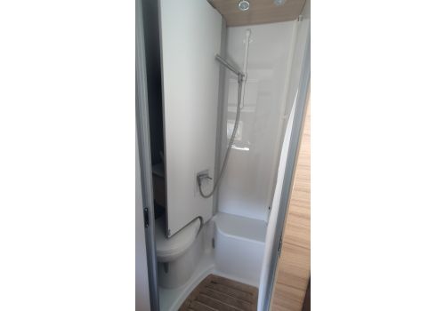 Low Profile Motorhome DETHLEFFS JUST T6812 en Sale Occasion