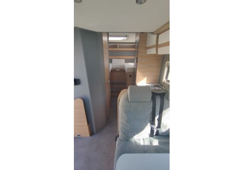 Low Profile Motorhome DETHLEFFS JUST T6812 en Sale Occasion