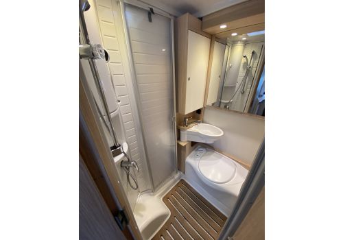 Low Profile Motorhome SUNLIGHT T58 en Sale Occasion