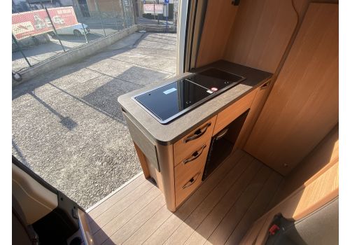 Camper Van WEINSBERG Carabus 630 MEG Outlaw en Sale Occasion