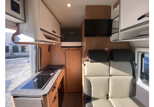 Camper Van WEINSBERG Carabus 630 MEG Outlaw en Sale Occasion