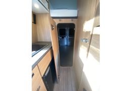 Camper Van WEINSBERG Carabus 630 MEG Outlaw in Sale Occasion