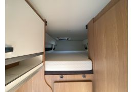 Camper Van WEINSBERG Carabus 630 MEG Outlaw in Sale Occasion