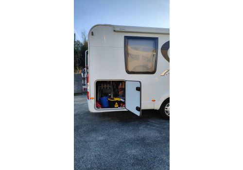 Low Profile Motorhome BURSTNER Ixeo Time IT 726 en Sale Occasion