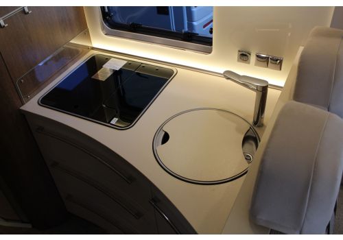 Integral Motorhome DETHLEFFS Esprit I 7150-2 EB modelo 2019 en Sale Occasion