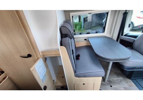 Camper Van SUNLIGHT Cliff 640 en Sale Occasion