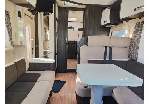 Low Profile Motorhome BENIMAR Mileo 263 en Sale Occasion