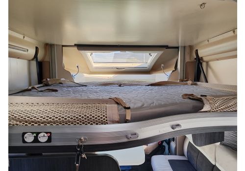 Low Profile Motorhome BENIMAR Mileo 263 en Sale Occasion