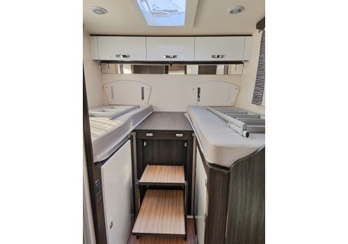Low Profile Motorhome BENIMAR Mileo 263 en Sale Occasion