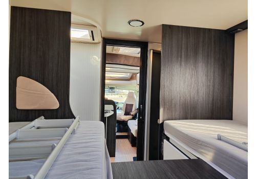 Low Profile Motorhome BENIMAR Mileo 263 en Sale Occasion