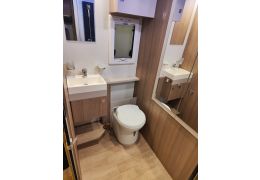 Low Profile Motorhome CHALLENGER Genesis 290 in Sale Occasion