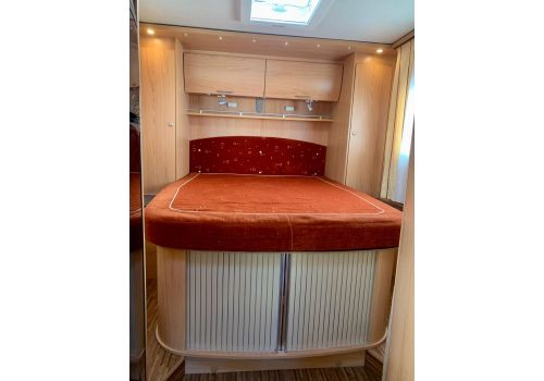 Low Profile Motorhome BURSTNER Solano T 725 en Sale Occasion