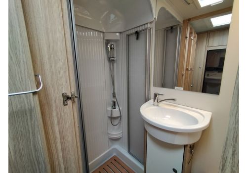 Capuchina Motorhome SUNLIGHT A 70 en Sale Occasion