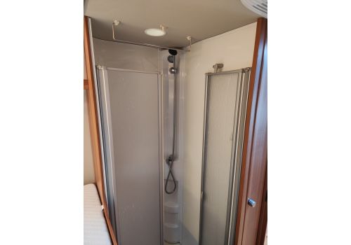 Low Profile Motorhome WEINSBERG R58 en Sale Occasion