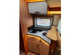 Low Profile Motorhome WEINSBERG R58 in Sale Occasion
