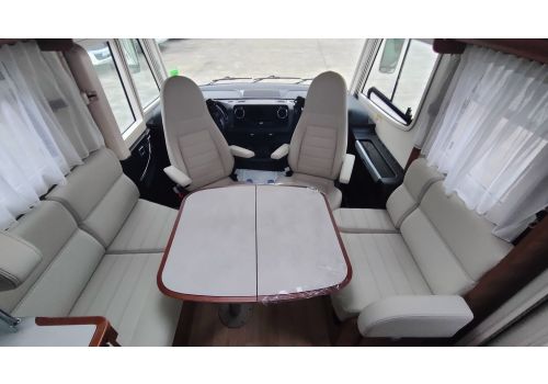 Integral Motorhome RAPIDO M96 en Sale Occasion