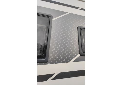 Integral Motorhome RAPIDO M96 en Sale Occasion
