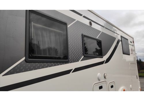 Integral Motorhome RAPIDO M96 en Sale Occasion