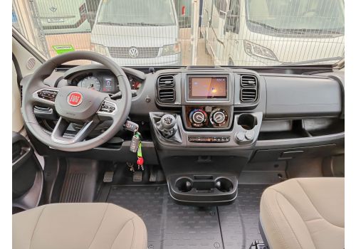 Camper Van DREAMER Camper Five Fun en Sale Occasion
