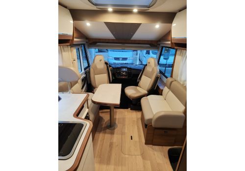 Integral Motorhome RAPIDO 8086 DF en Sale Occasion