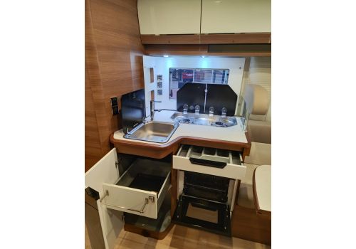 Integral Motorhome RAPIDO 8086 DF en Sale Occasion
