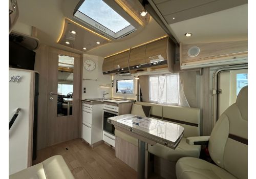 Integral Motorhome RAPIDO 8096 DF en Sale Occasion